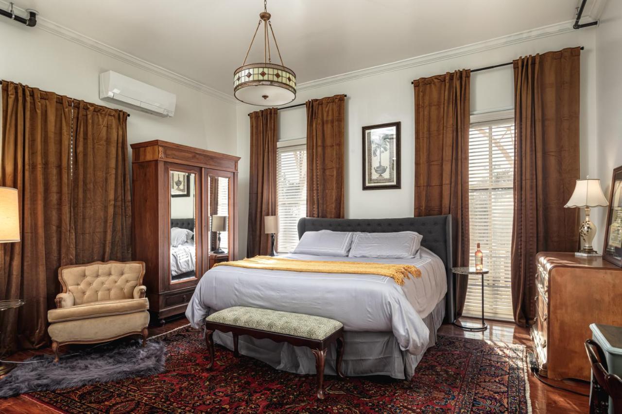 Celestine Bed And Breakfast ペンサコーラ エクステリア 写真